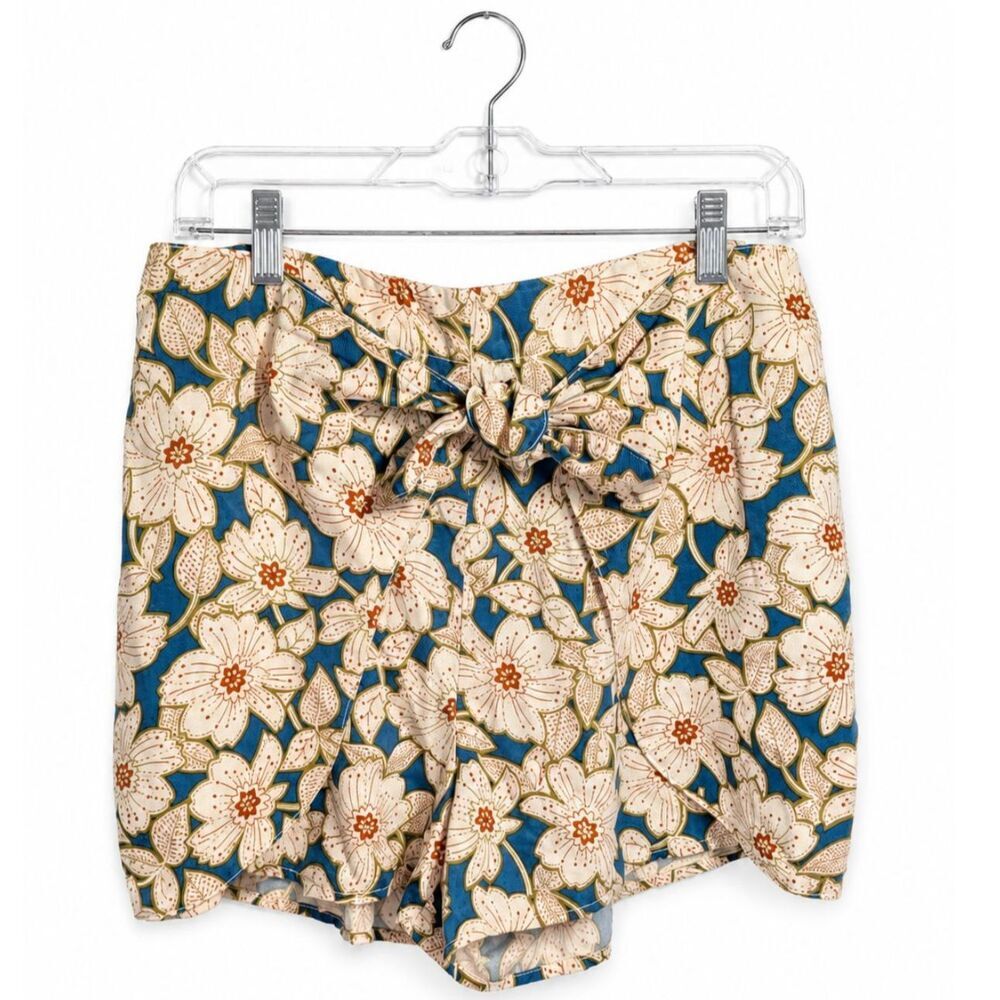 CLEARANCE! Anthropologie Floral Wrap Shorts XS Blue & Cream Boho Cottagecore